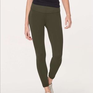 LULULEMON dark olive align leggings 25” size 10